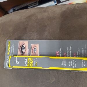 It Lash Blow Out mascara